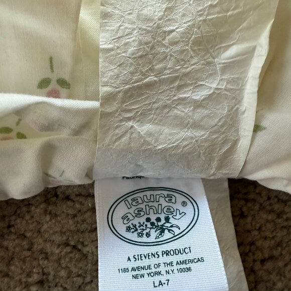 Set of 2 Laura Ashley CASTLEBERRY VINTAGE pillow shams Queen size - Picture 5 of 5